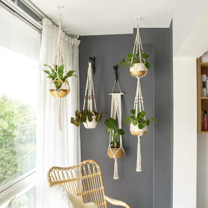 Skanto | 4-teiliges handgefertigtes Boho Makramee Pflanzenhänger-Set