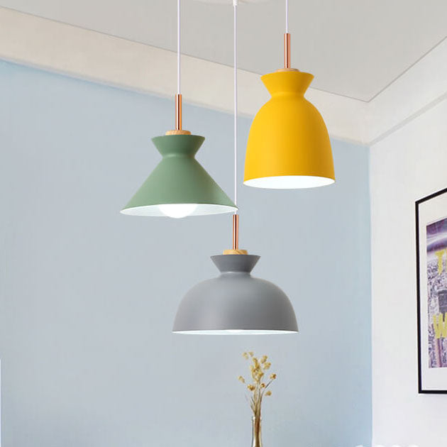Skanto | AuroraLite Nordische Pendelleuchte | Metalldesign | 1-flammig | Moderne Farboptionen