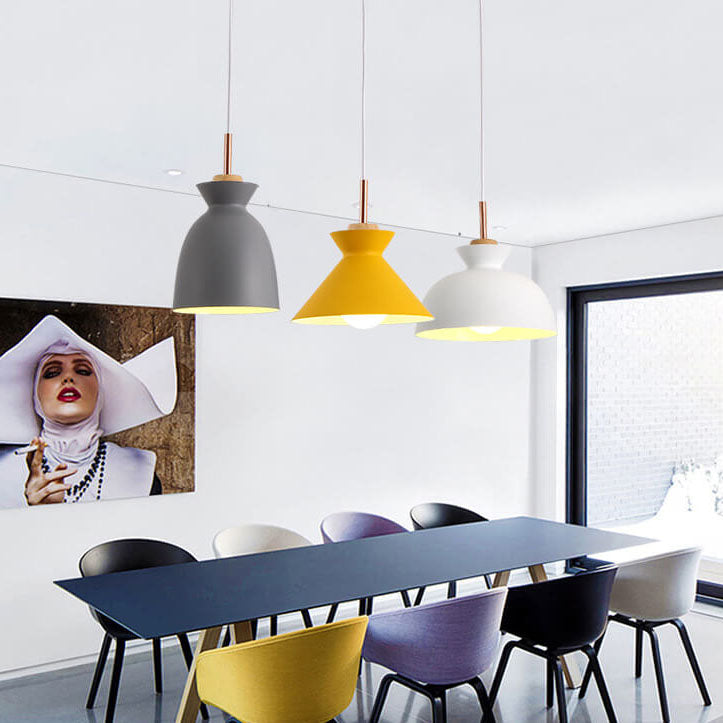 Skanto | AuroraLite Nordische Pendelleuchte | Metalldesign | 1-flammig | Moderne Farboptionen
