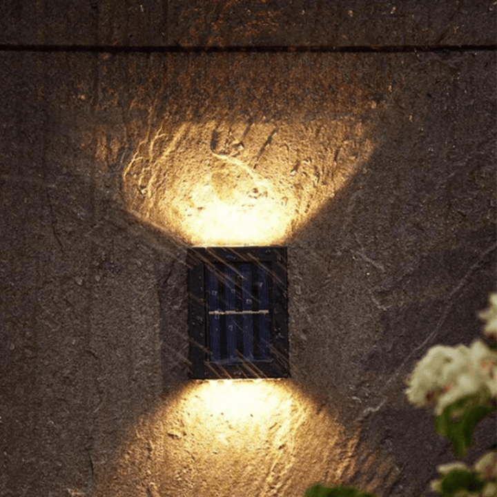 Skanto | Solar-Wandleuchte | Kabellose wetterfeste LED-Beleuchtung | Warmweiß