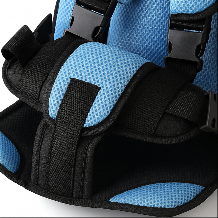Skanto | Ergonomischer Kleinkinder-Autositz mit 5-Punkt-Gurt