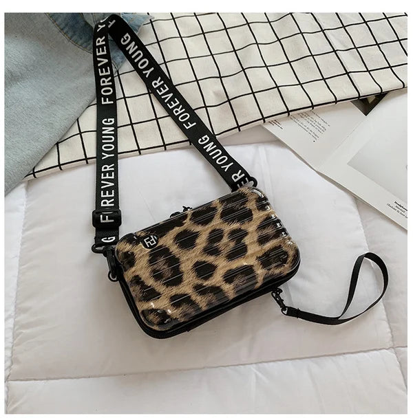 Skanto | Die stilvolle Mini-Koffer-Tasche für den ganzen Tag
