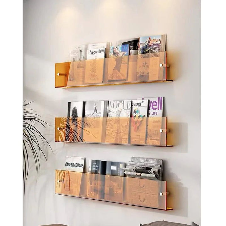 Skanto | ClearLine – Stilvolles Acryl-Wandregal für Zeitschriften