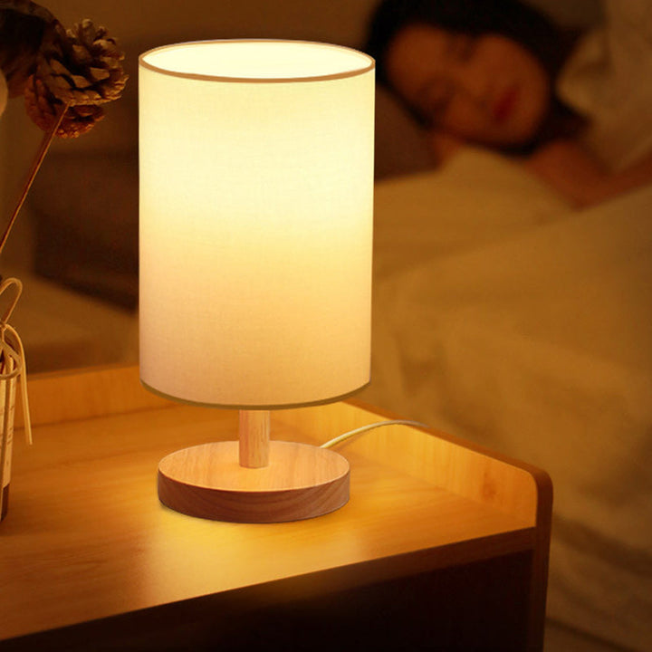 Skanto | Traditionelle japanische Zylinder-Holz-Stoff-1-Licht-Tischlampe für das Wohnzimmer
