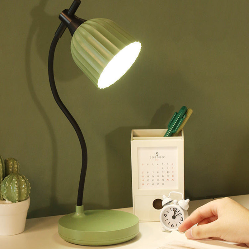 Skanto | Moderne minimalistische runde gefaltete ABS LED Tischlampe für Wohnzimmer