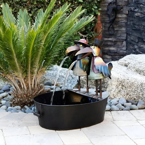 Skanto | ChirpStream | Tukan-Wasserbrunnen – Spielerische Outdoor-Gartendekoration mit fließendem Wasser