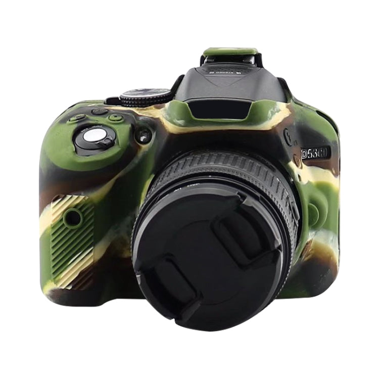 Skanto | Weiche Silikon-Schutzhülle für Nikon D5300 (Tarnmuster)
