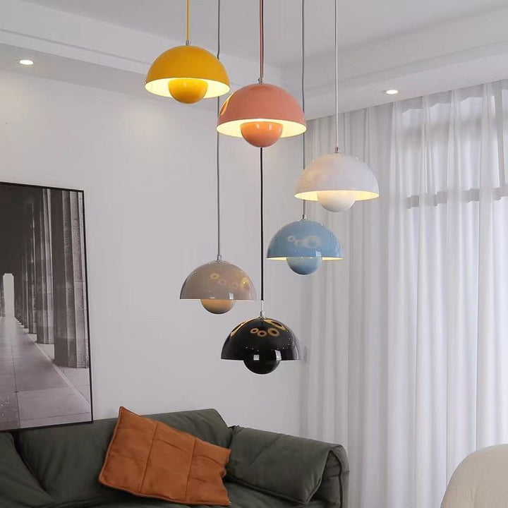 Skanto | Frendorf – Stilvolle Blumen-LED-Pendelleuchte für eine einladende Atmosphäre