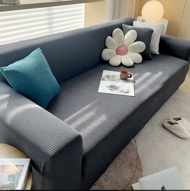 Skanto | CouchWrap – Leichter und rutschfester Sofabezug
