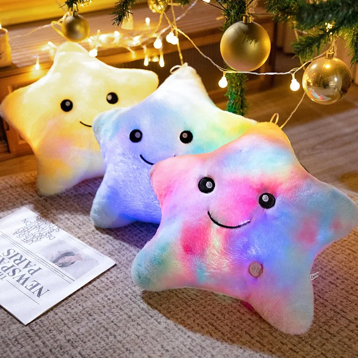 Skanto | LED Stern Plüschlicht – Weich leuchtendes Sternkissen, Plüschtier für Kinder & Heimdeko, perfektes Geburtstagsgeschenk