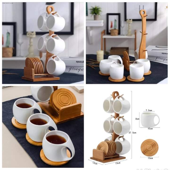 Set mit 6 Tassen mit Bambusständer