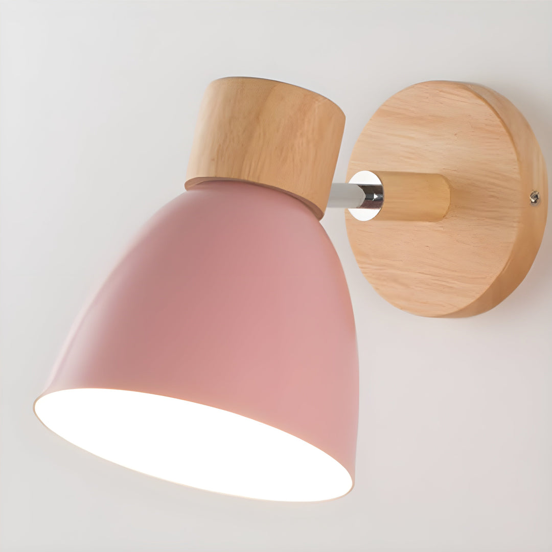 Skanto | Nordische Wandlampe aus Holz mit Schalter für das Schlafzimmer