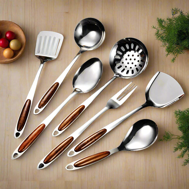Skanto | Edelstahl-Küchenutensilien-Set | 10-teiliges Kochwerkzeug für Hobbyköche & zum Backen