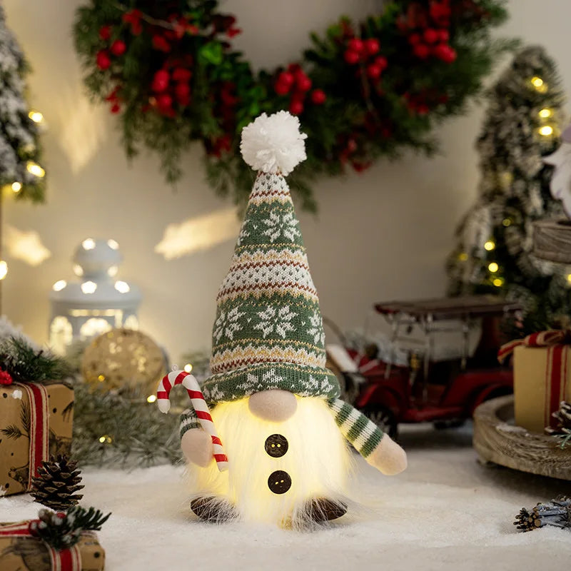 Skanto | Weihnachts-Wichtel-Dekoration | LED Nachtlicht | Warm leuchtendes Feiertagsornament