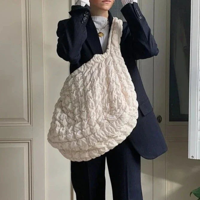 Skanto | Cross Quilt X-Large Umhängetasche