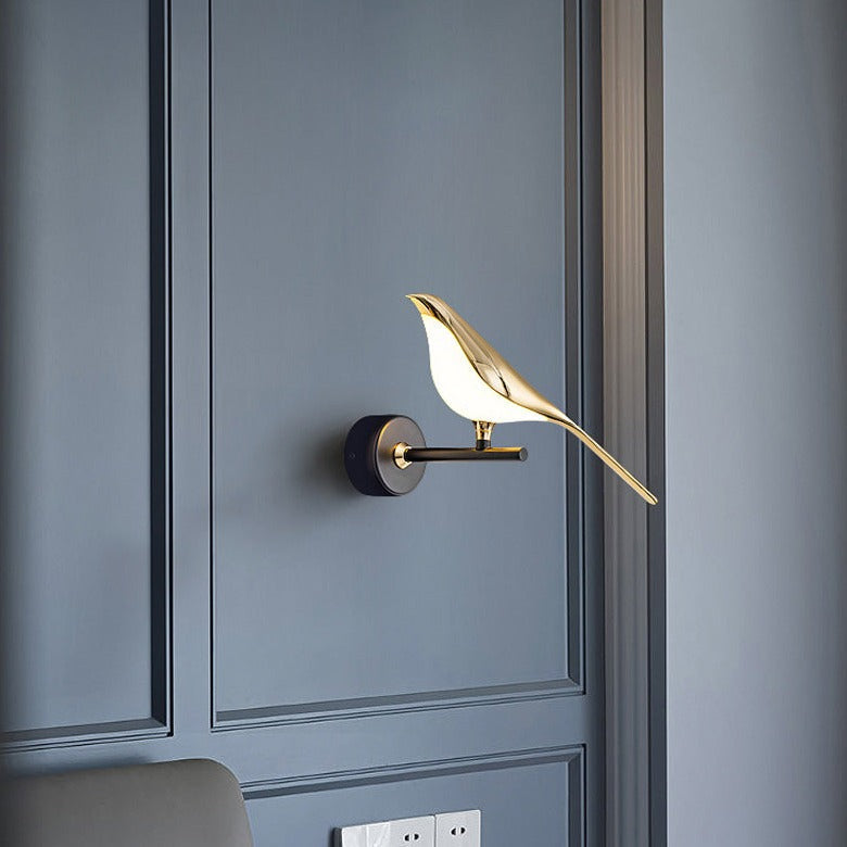 Skanto | BirdGlow – Bezaubernde Vogel-Wandleuchte für sanftes, fesselndes Licht