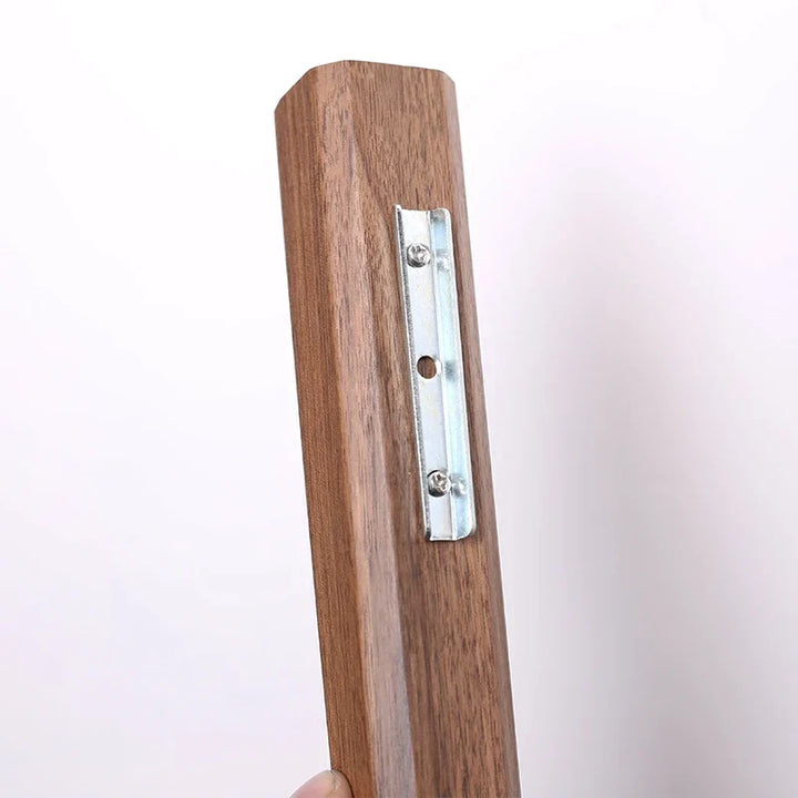Skanto | Handgefertigte Wandvase aus Massivholz