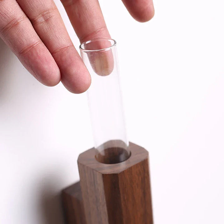 Skanto | Handgefertigte Wandvase aus Massivholz