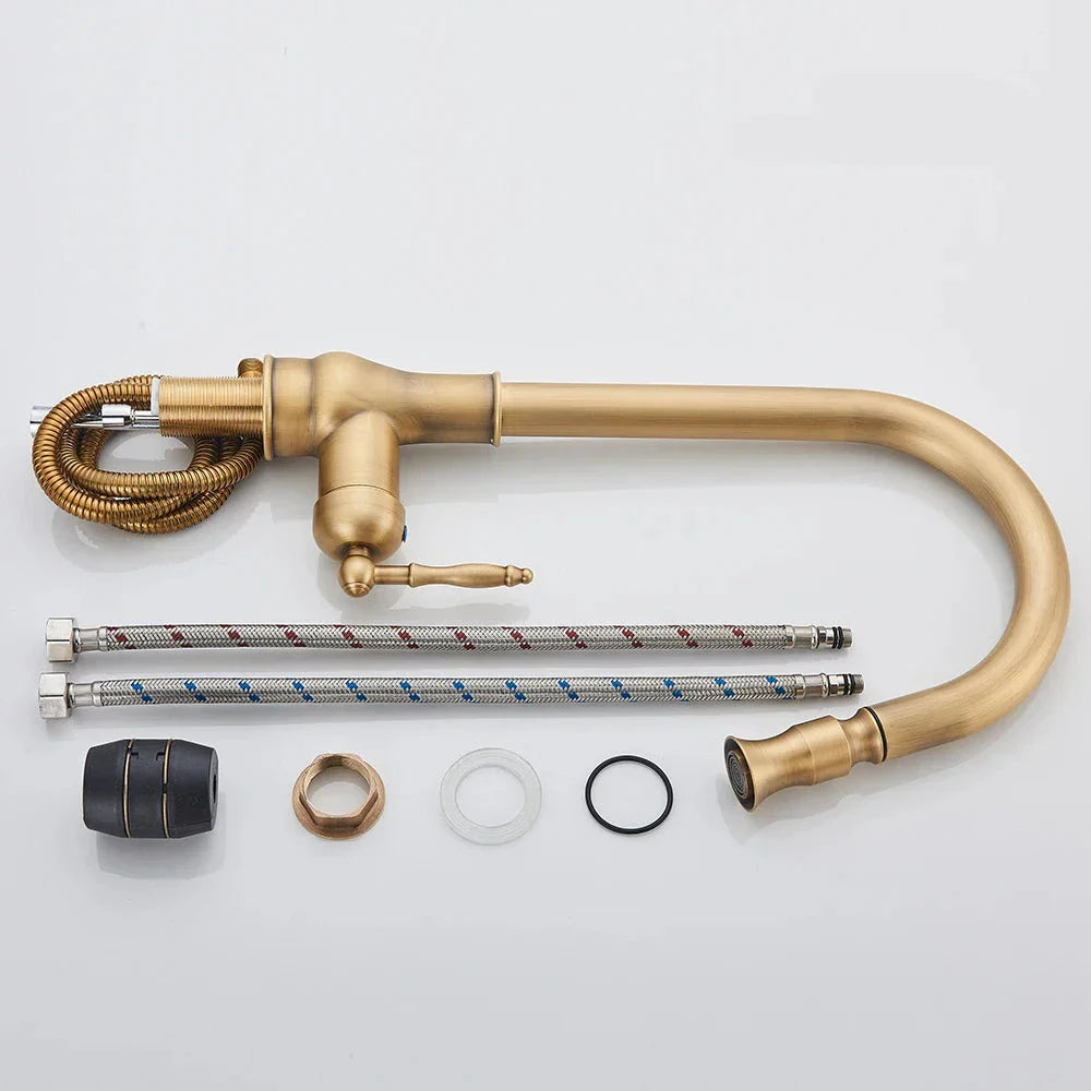 VintageTap – Retro Küchenarmatur mit Messing-Finish