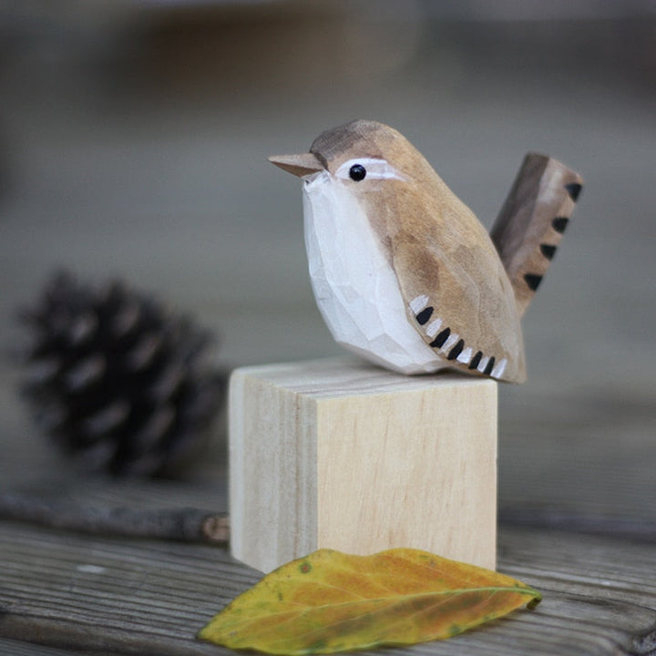Skanto | NordicFeathers - Elegante Holz-Vogelskulpturen