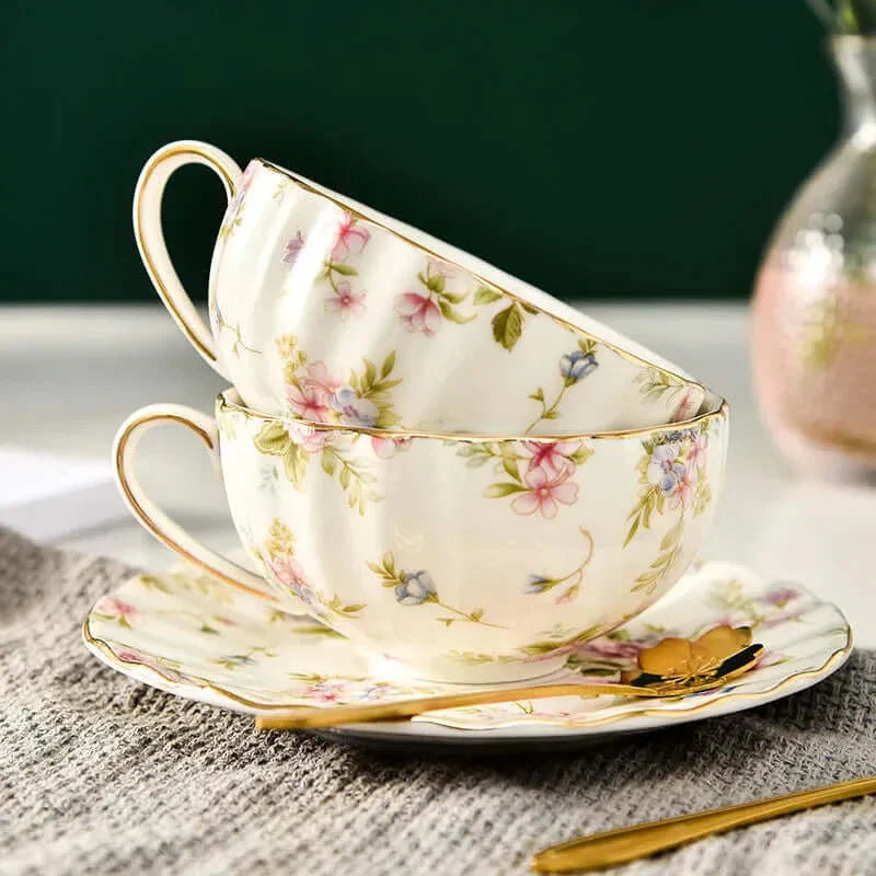 Skanto | Elegante Bone China Porzellan Kaffeetasse – Luxuriöses und einzigartiges Design