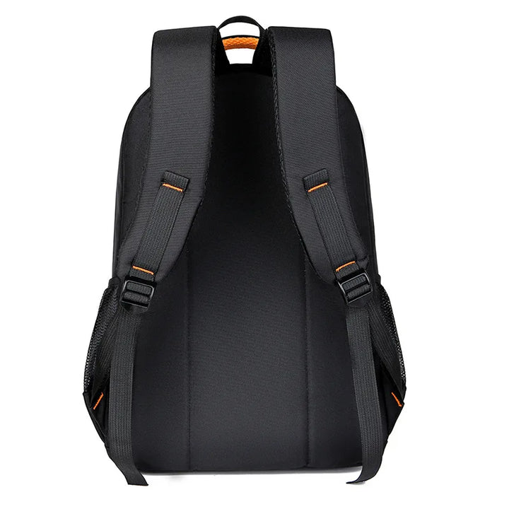 Skanto | VanguardGear Herrenrucksack – Wasserdicht & Stylisch für Arbeit und Reisen