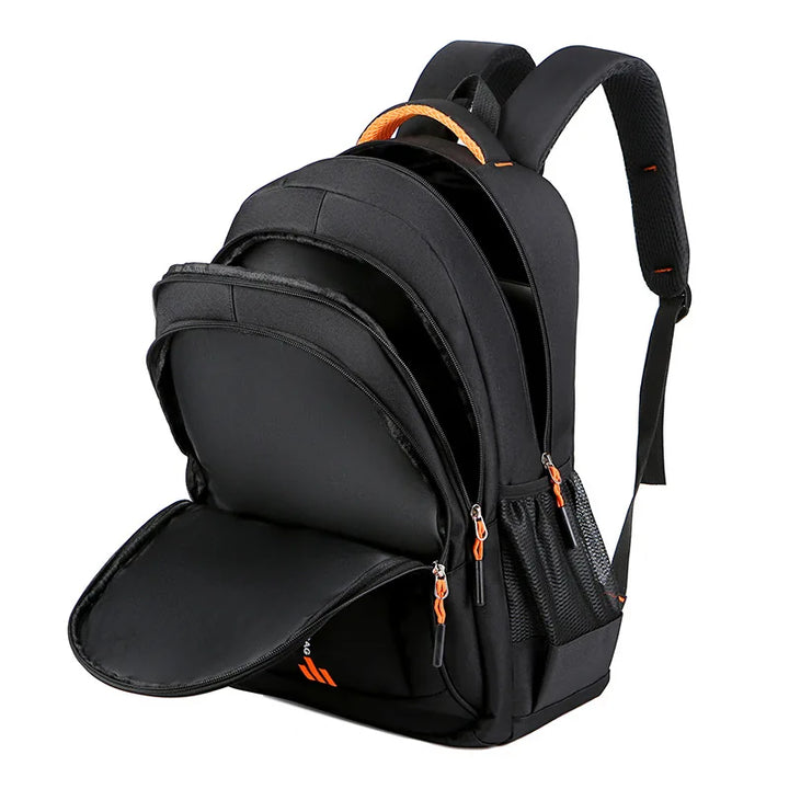 Skanto | VanguardGear Herrenrucksack – Wasserdicht & Stylisch für Arbeit und Reisen