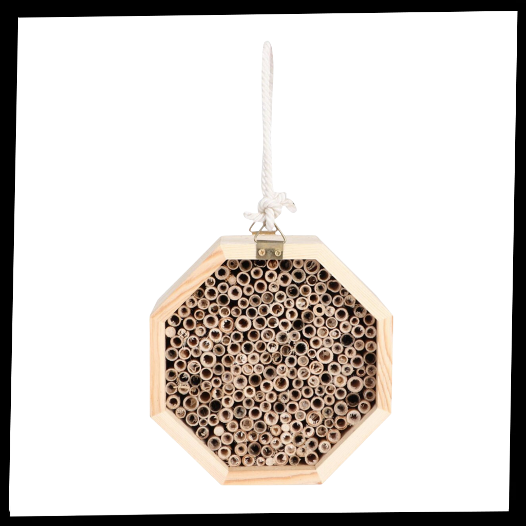 Sechseckiges Bienenhaus aus Holz