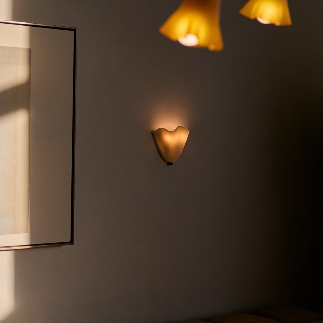 Skanto | Retro Buntglas-Wandleuchte im Muschelmuster