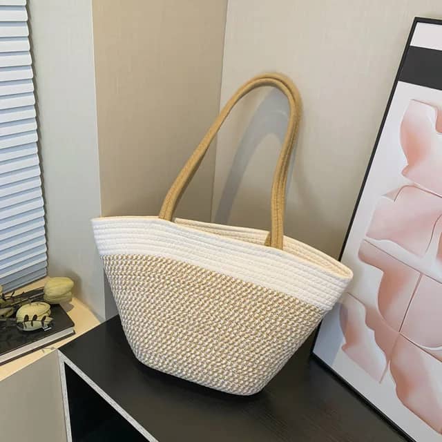Skanto | Tasche mit gewebtem Riemen