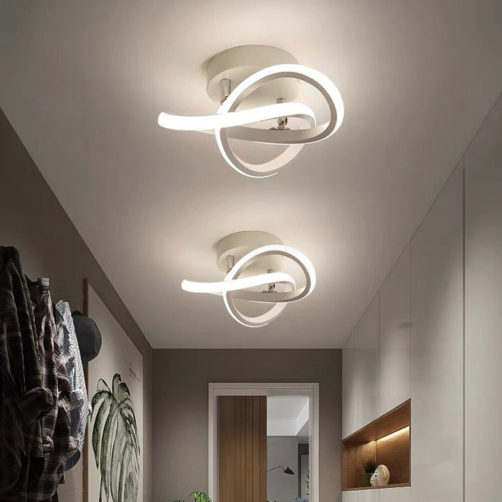 Skanto | LED-Deckenleuchte mit schwarzem Metallrahmen
