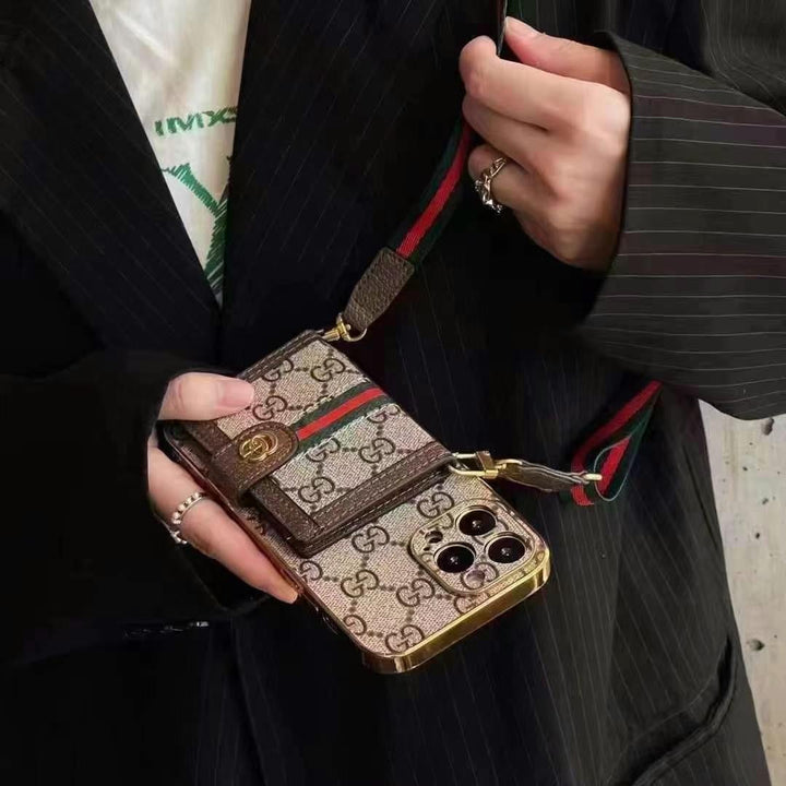 Skanto | Luxus Marken Hülle für iPhone mit Schultergurt