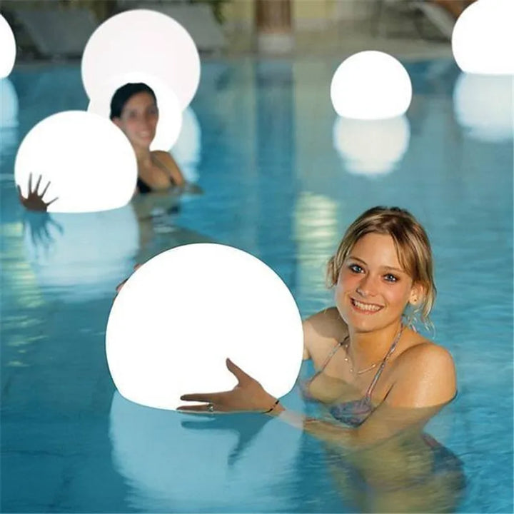 Skanto | LED-Kugellampe - Donn - Wiederaufladbar - Wasserdicht - Für Innen und Außen