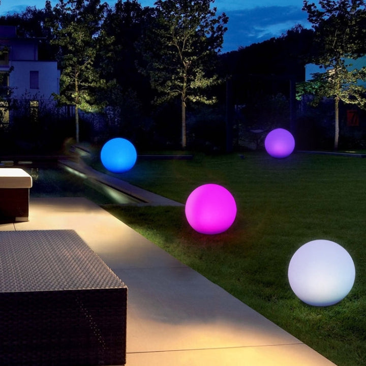 Skanto | LEH-42321 40cm Runde Kugel Solarleuchte, schwimmende Garten-LED-Leuchte mit Farbwechsel, 0.7W monokristallinem Silizium-Solarpanel & Fernbedienung (Weiß)