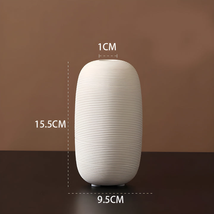 Skanto | Minimalistische handgemachte Keramik Zen Vase
