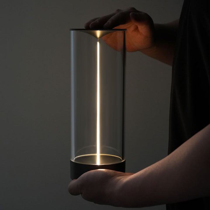 Skanto | GlowBright | Tragbare LED-Lampe mit kabellosem Design