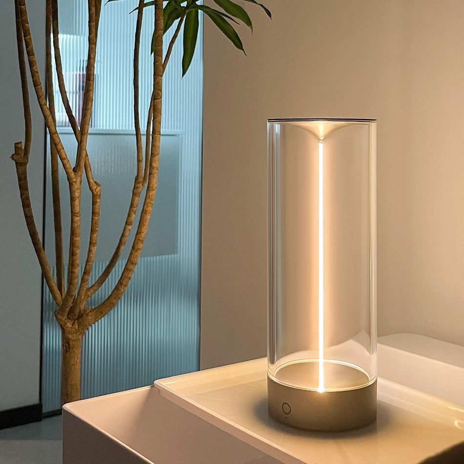 Skanto | GlowBright | Tragbare LED-Lampe mit kabellosem Design
