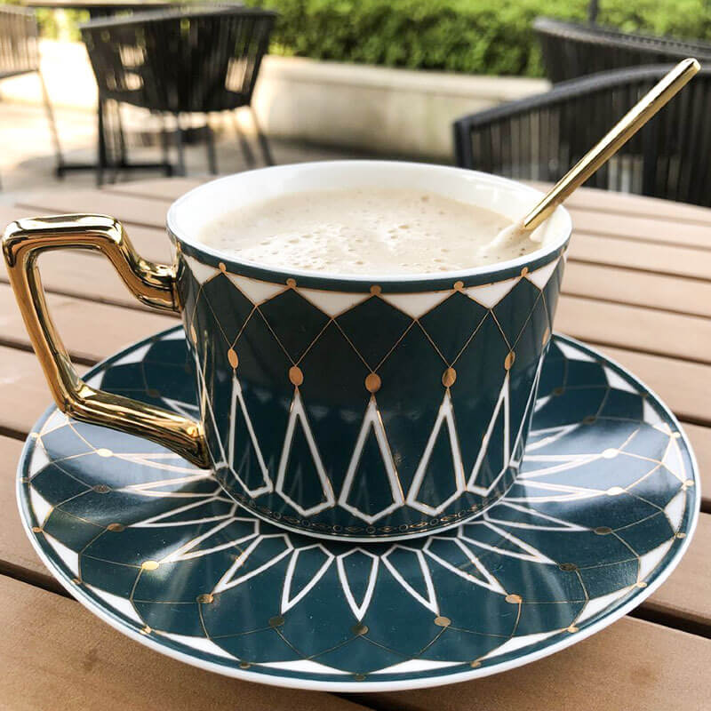 Skanto | Quadratische Retro-Kaffeetasse
