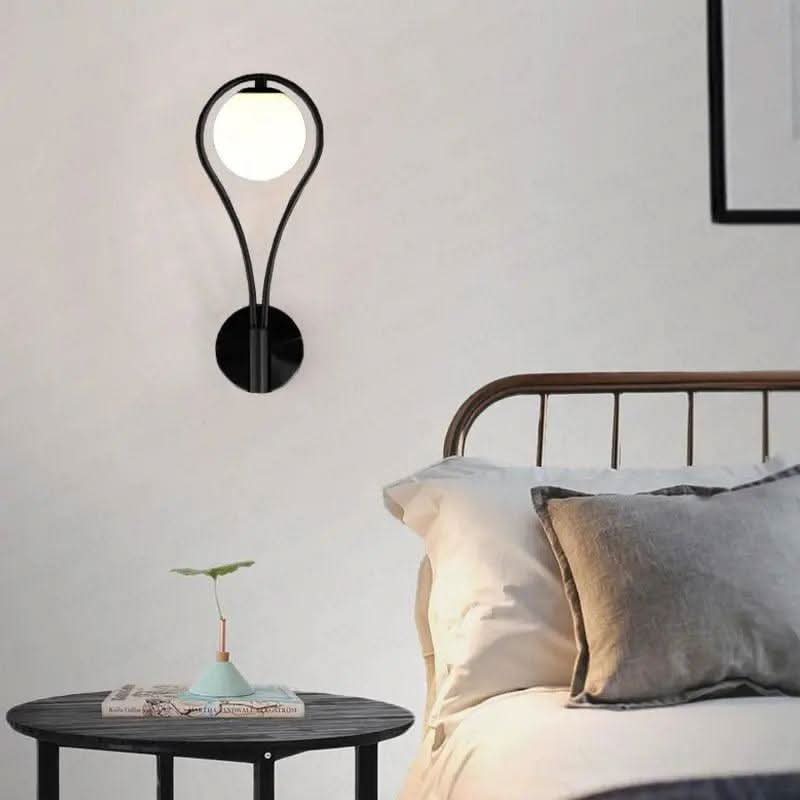 Skanto | Skandinavische LED-Wandleuchte – Minimalistische Lampe aus Holz und Metall