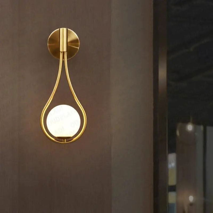 Skanto | Skandinavische LED-Wandleuchte – Minimalistische Lampe aus Holz und Metall