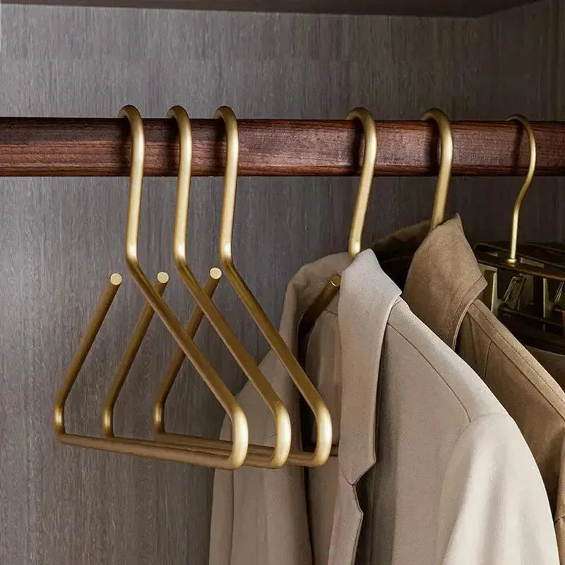 Skanto | Luxus Anzug-Kleiderbügel-Set Matt 4 Plus 1