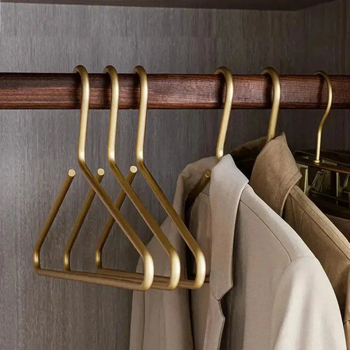 Skanto | Luxus Anzug-Kleiderbügel-Set Matt 4 Plus 1