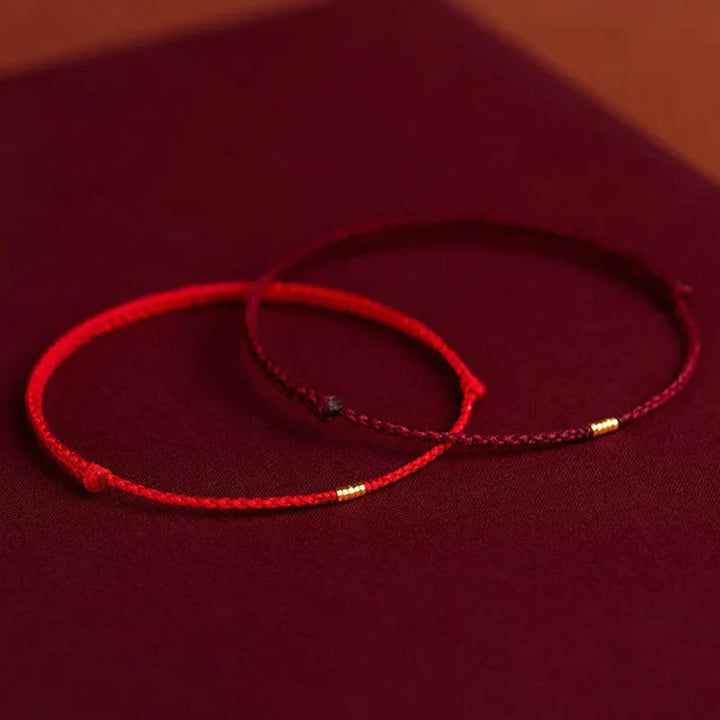 Handgemachtes Armband mit heiliger Segnung