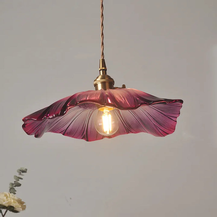 Skanto | FloraShine Leuchte – Elegante Pendelleuchte aus Blumenglas