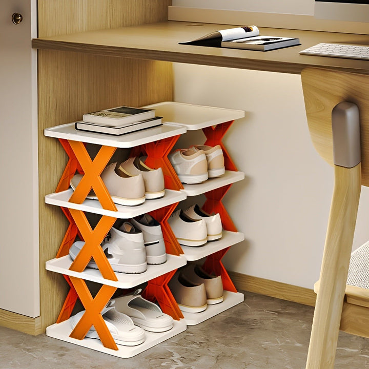 Skanto | FlexiStack Schuhregal – Faltbarer mehrstufiger Schuh-Organizer für kleine Räume