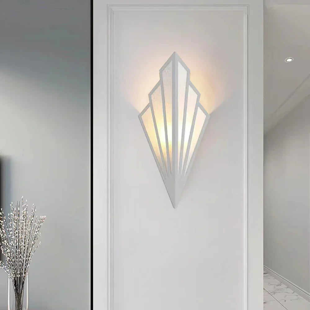 Art Deco Wandleuchte – Lampe für moderne Interieurs