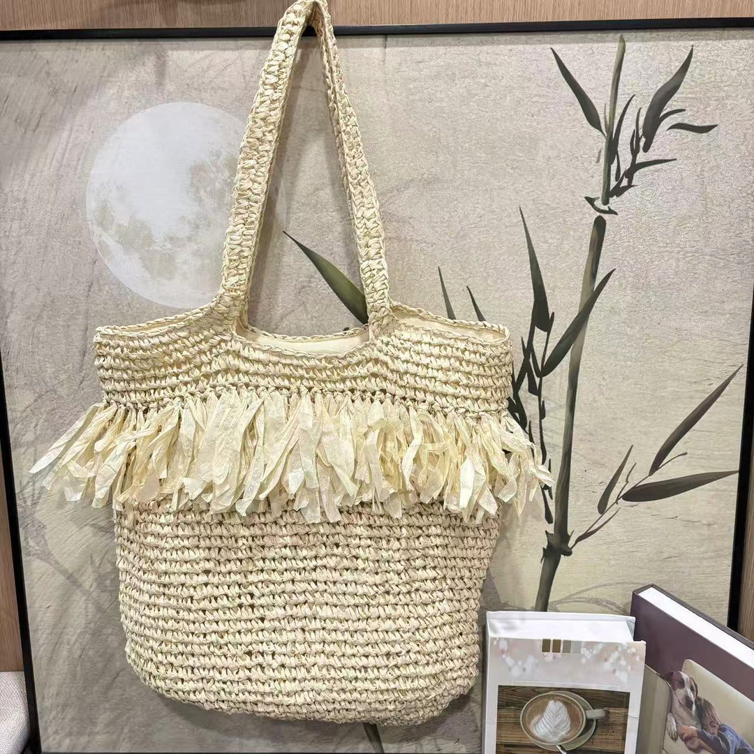 Geflochtene Tasche mit Fransen-Design Skanto