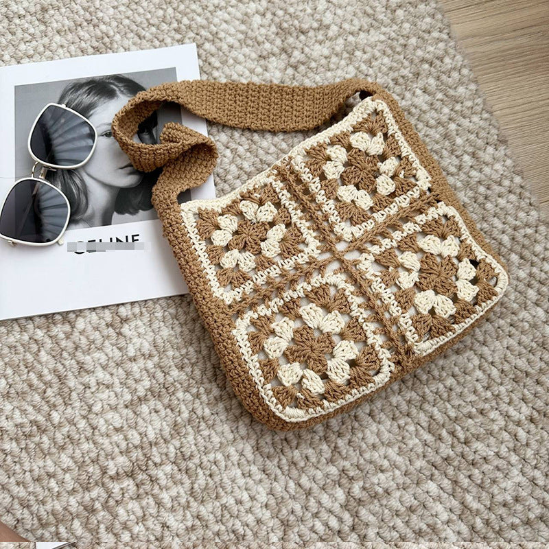 Gehäkelte Crossover-Tasche im Folk-Design Skanto