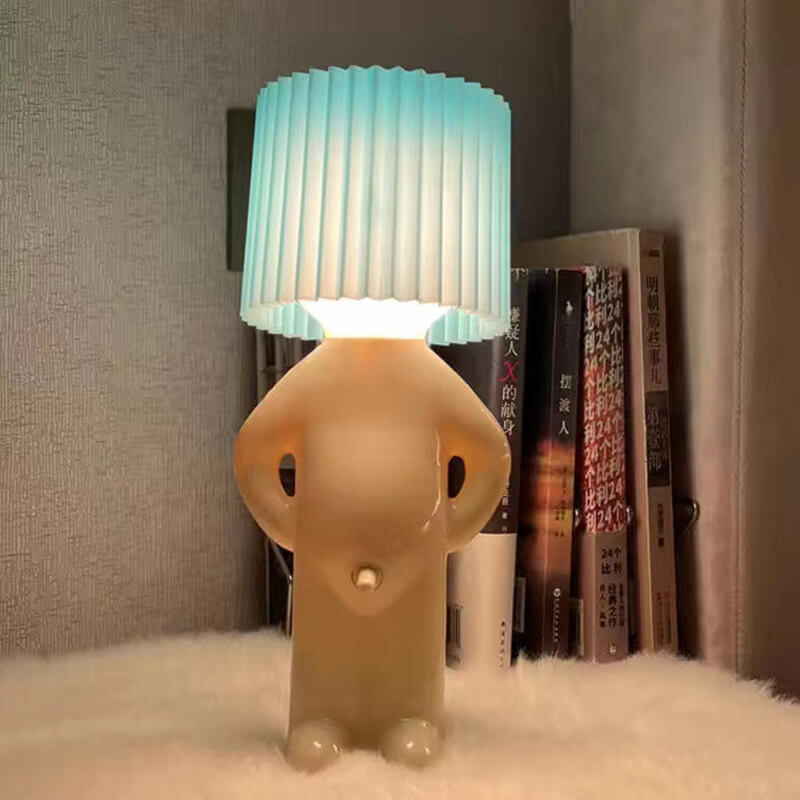 Skanto | Weniger unordentliche Jungen-Tischlampe
