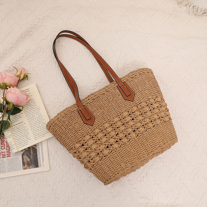 Handgefertigte Rattan-Korbtasche mit eleganten Lederdetails Skanto